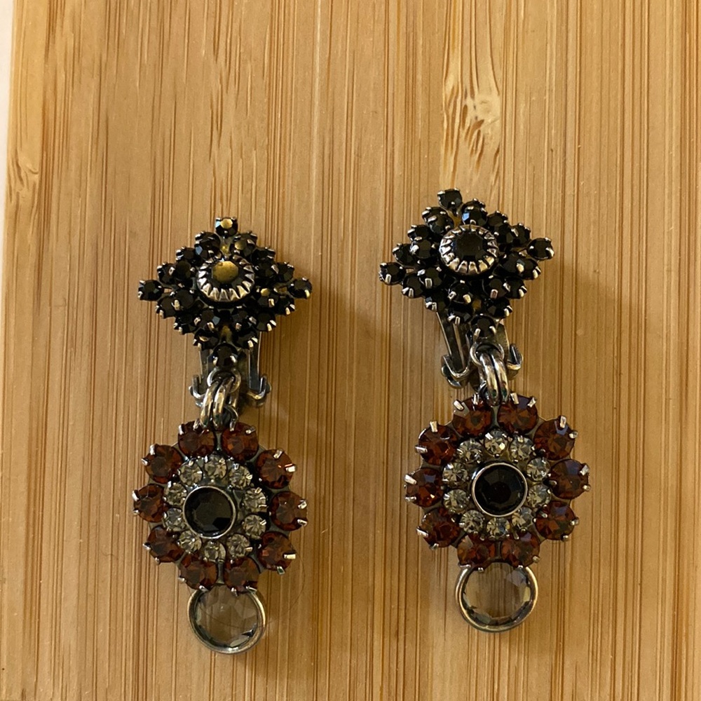 Sorrelli clip-on earrings